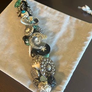 Handmade antique button and beaded bracelet